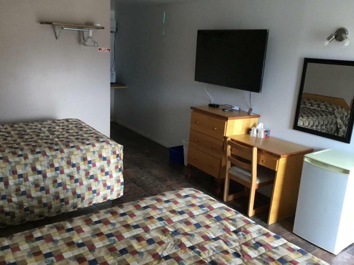 Fort Road Motel Perth-Andover Eksteriør bilde