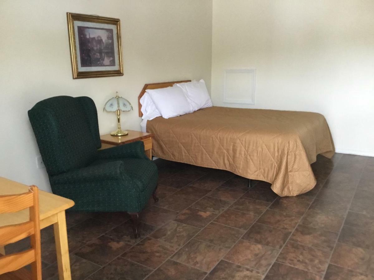Fort Road Motel Perth-Andover Eksteriør bilde