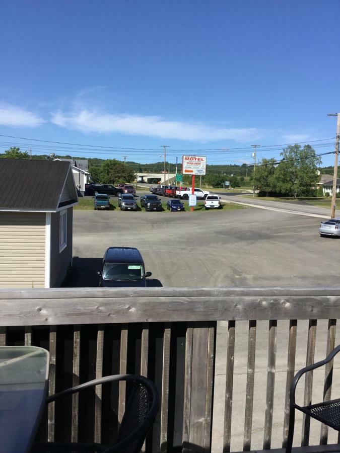 Fort Road Motel Perth-Andover Eksteriør bilde